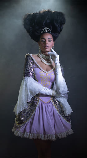 Regency Queen Costume